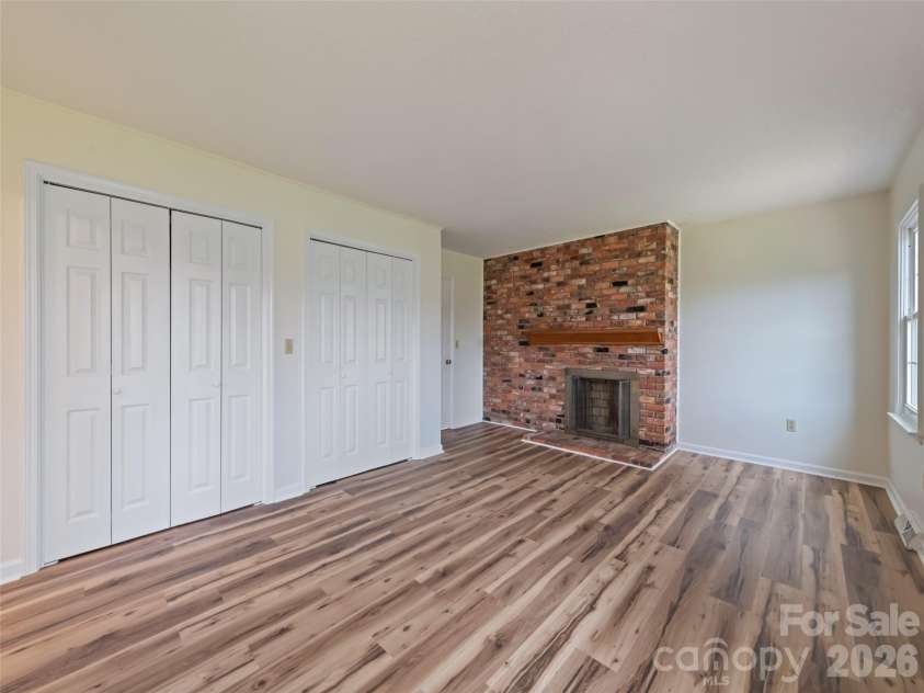 80 Gobblers Knob Drive, Clyde, NC 28721.  MLS# CAR4370809, YatesRealty ID 12478. 