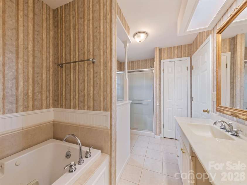 80 Gobblers Knob Drive, Clyde, NC 28721.  MLS# CAR4370809, YatesRealty ID 12478. 