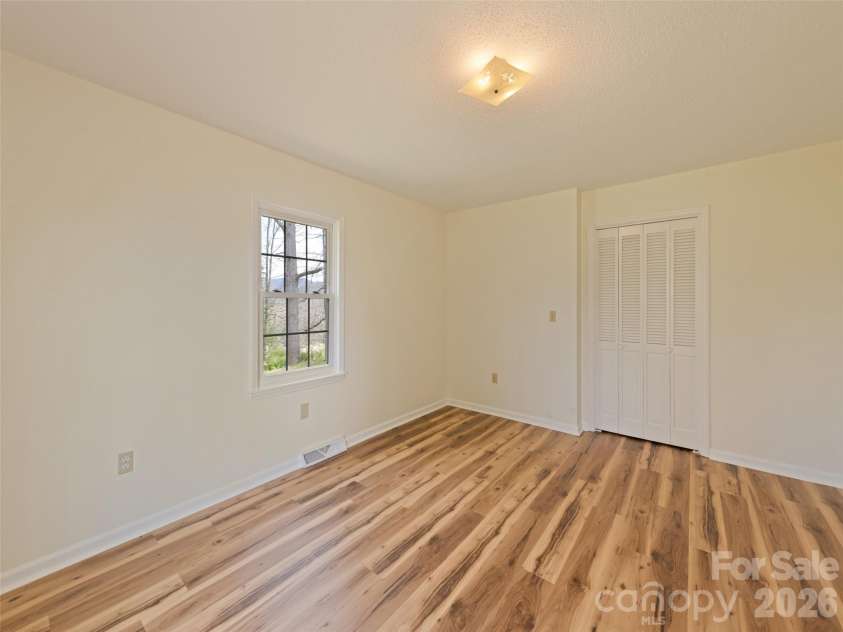 80 Gobblers Knob Drive, Clyde, NC 28721.  MLS# CAR4370809, YatesRealty ID 12478. 