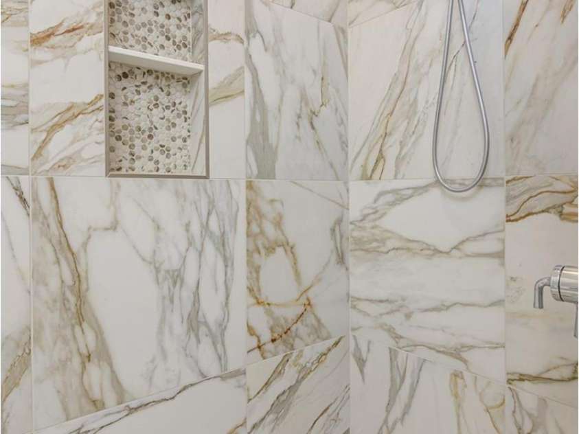 33 Course Drive, Etowah, NC 28729.  MLS# CAR4069124, YatesRealty ID 1248. Primary Bathroom tiled shower