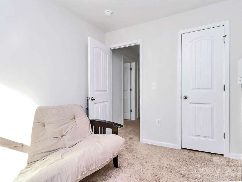 5209 Wolfridge Avenue, Charlotte, NC 28214.  MLS# CAR4330311, YatesRealty ID 1248. 