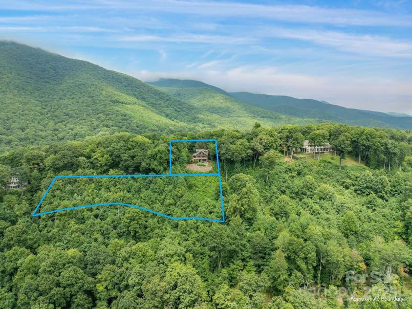 90 Forest Ridge Road, Burnsville, NC 28714.  MLS# CAR4176437, YatesRealty ID 1248. Approximate Lot Lines