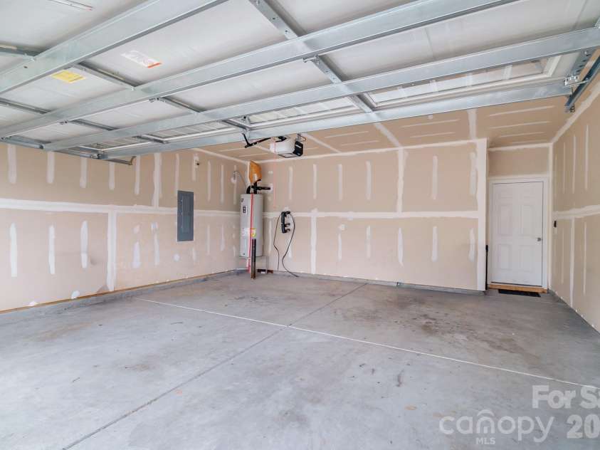 9037 Remnick Drive, Gastonia, NC 28056.  MLS# CAR4370627, YatesRealty ID 12481. 