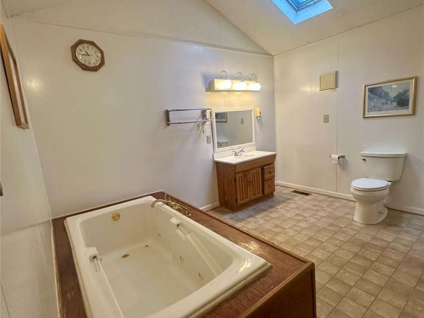 3202 Puetts Chapel Road, Dallas, NC 28034.  MLS# CAR4370256, YatesRealty ID 12482. 