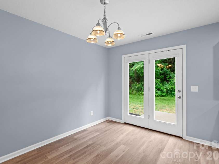 120 Alpine Ridge Drive, Asheville, NC 28803.  MLS# CAR4371005, YatesRealty ID 12483. 