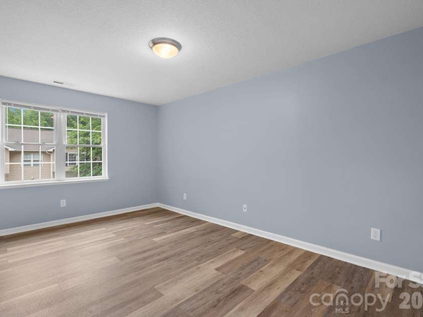 120 Alpine Ridge Drive, Asheville, NC 28803.  MLS# CAR4371005, YatesRealty ID 12483. 