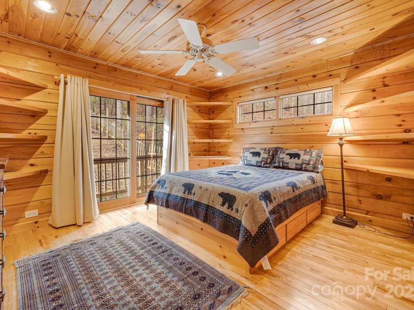 84 StoneWall Road, Whittier, NC 28783.  MLS# CAR4190023, YatesRealty ID 12483. 