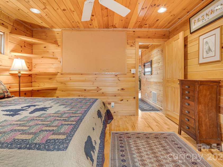 84 StoneWall Road, Whittier, NC 28783.  MLS# CAR4190023, YatesRealty ID 12483. 