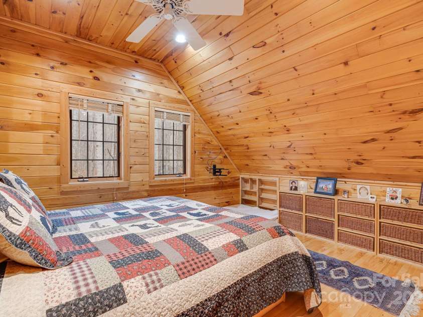 84 StoneWall Road, Whittier, NC 28783.  MLS# CAR4190023, YatesRealty ID 12483. 