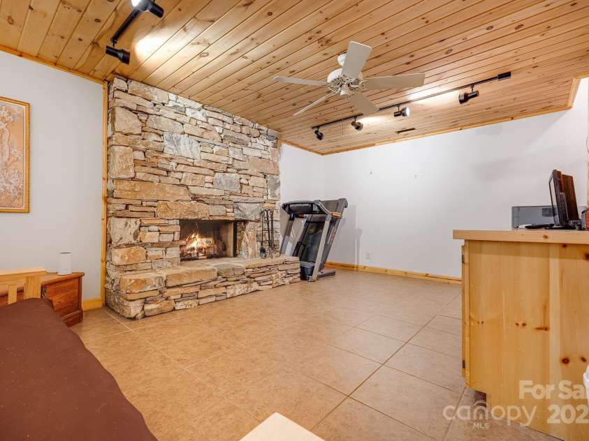 84 StoneWall Road, Whittier, NC 28783.  MLS# CAR4190023, YatesRealty ID 12483. 