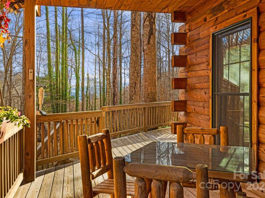 84 StoneWall Road, Whittier, NC 28783.  MLS# CAR4190023, YatesRealty ID 12483. 