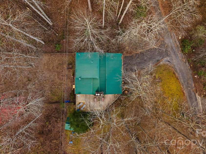 84 StoneWall Road, Whittier, NC 28783.  MLS# CAR4190023, YatesRealty ID 12483. 