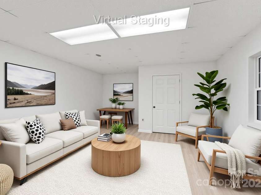 5774 Crown Terrace, Hickory, NC 28601.  MLS# CAR4213734, YatesRealty ID 12484. 