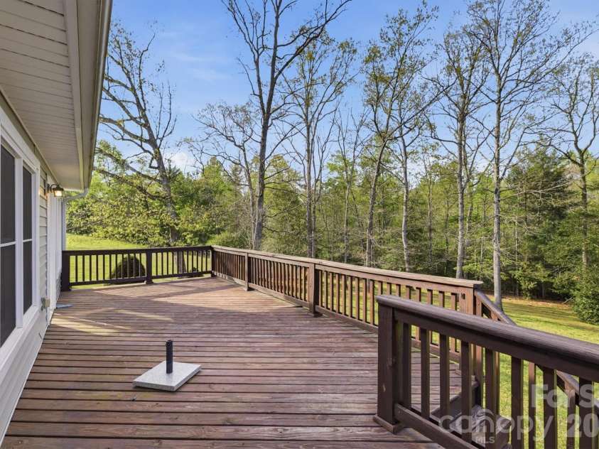 5205 South Oak Circle, Granite Falls, NC 28630.  MLS# CAR4367117, YatesRealty ID 12485. Back Deck