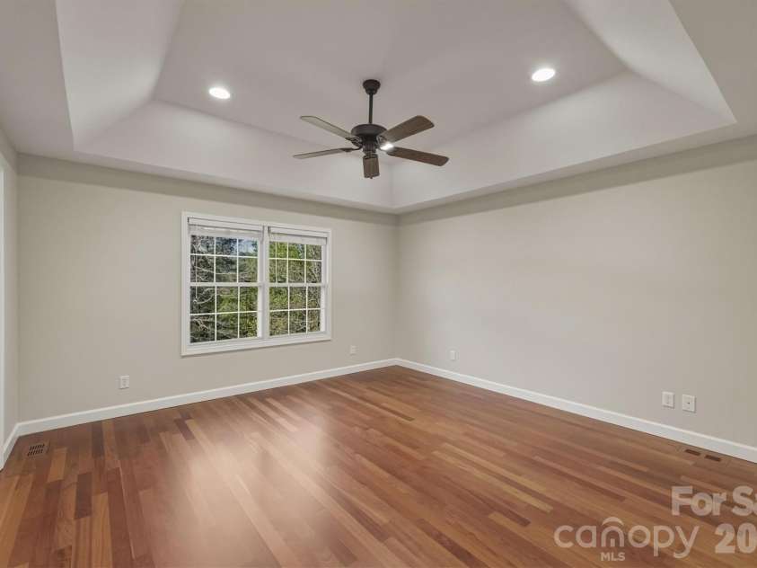 5205 South Oak Circle, Granite Falls, NC 28630.  MLS# CAR4367117, YatesRealty ID 12485. Primary Bedroom