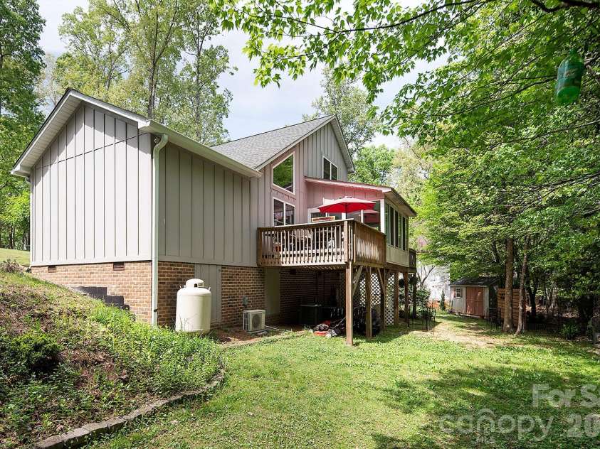 138 Uwharrie Court, Mount Gilead, NC 27306.  MLS# CAR4369880, YatesRealty ID 12486. Plenty of space for entertaining and enjoying the outdoors.