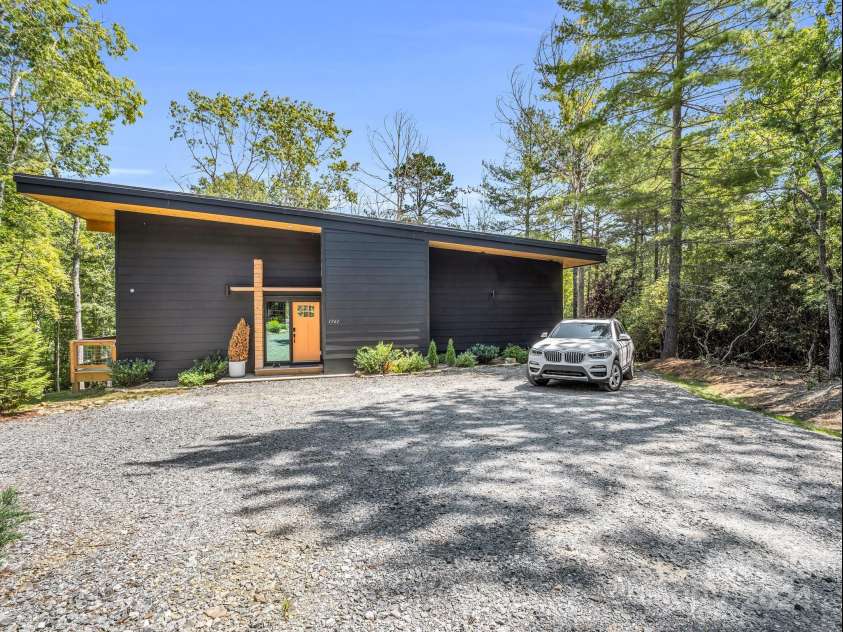 1761 Concept Drive, Pisgah Forest, NC 28768.  MLS# CAR4158107, YatesRealty ID 12486. 1761 Concept Drive