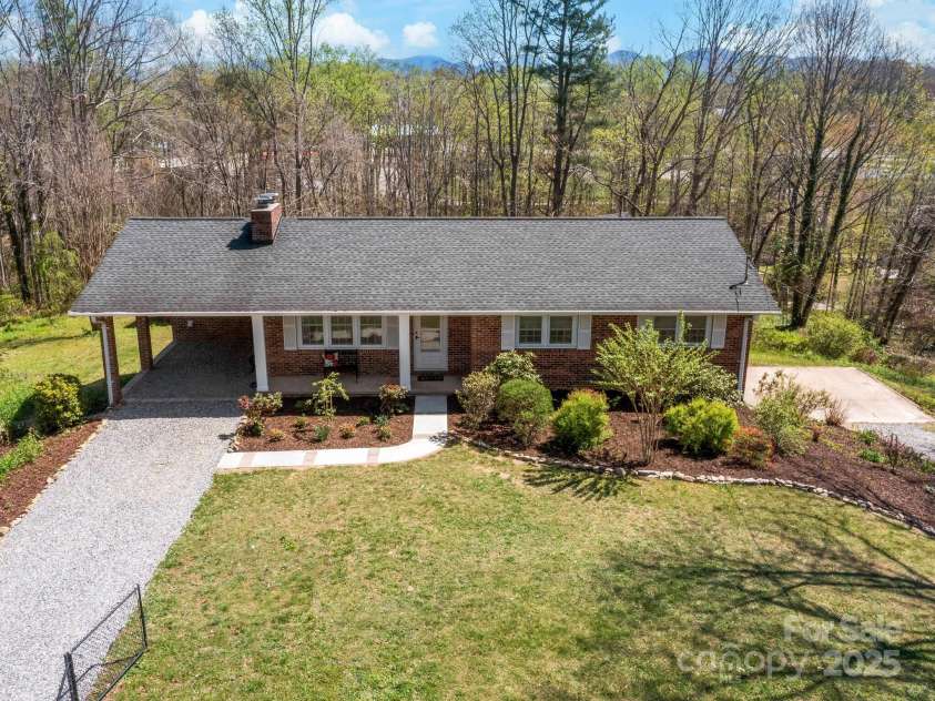 126 Big Oak Drive, Mills River, NC 28759.  MLS# CAR4240042, YatesRealty ID 12488. 