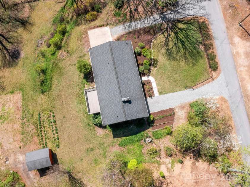 126 Big Oak Drive, Mills River, NC 28759.  MLS# CAR4240042, YatesRealty ID 12488. 