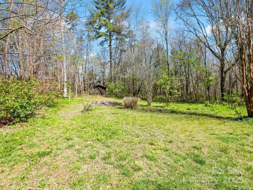 126 Big Oak Drive, Mills River, NC 28759.  MLS# CAR4240042, YatesRealty ID 12488. 