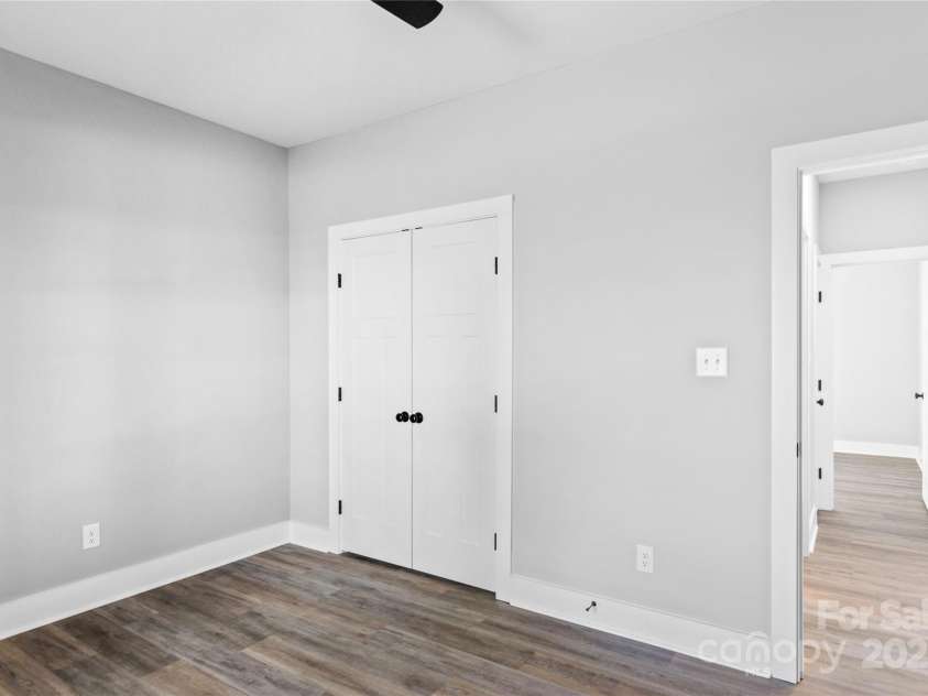 2328 Summerlin Street, Winston Salem, NC 27103.  MLS# CAR4323274, YatesRealty ID 1249. 