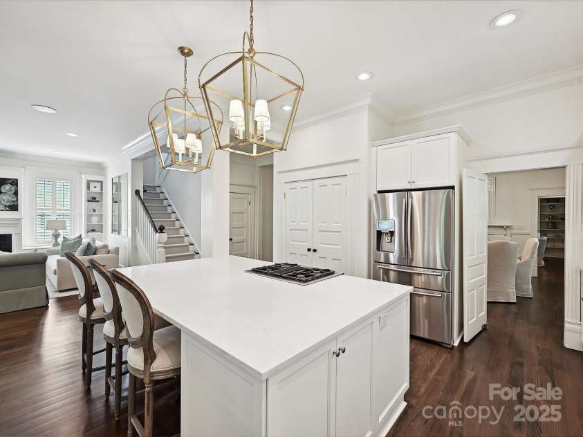1915 Winthrop Avenue, Charlotte, NC 28203.  MLS# CAR4257559, YatesRealty ID 12490. 