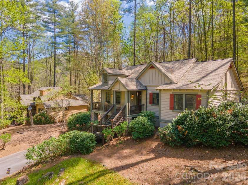 82 Meadow Ridge Court, Tuckasegee, NC 28783.  MLS# CAR4359488, YatesRealty ID 12490. 