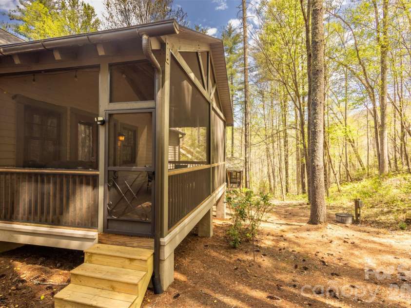 82 Meadow Ridge Court, Tuckasegee, NC 28783.  MLS# CAR4359488, YatesRealty ID 12490. 