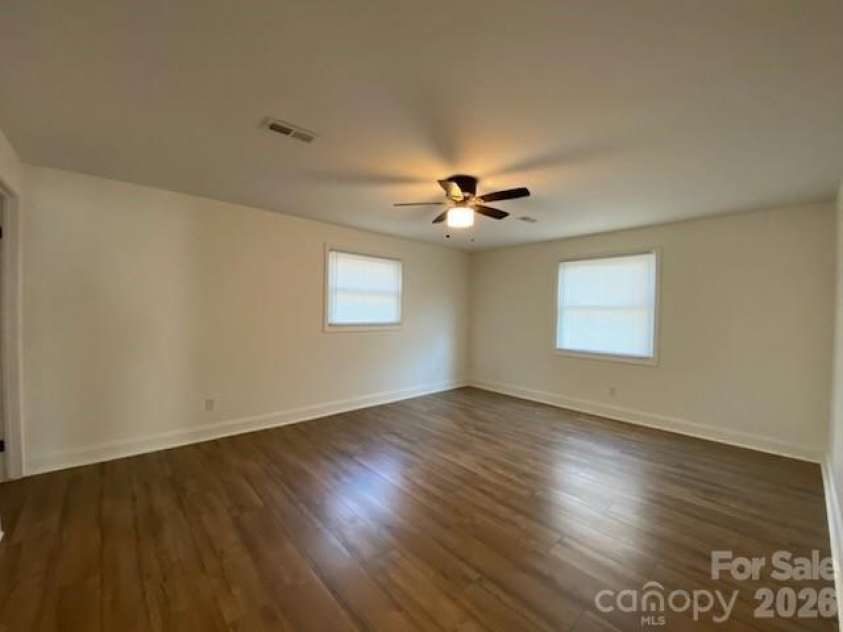 640 Edgewood Drive, Wilkesboro, NC 28697.  MLS# CAR4369300, YatesRealty ID 12494. 