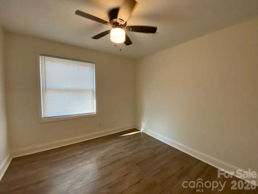 640 Edgewood Drive, Wilkesboro, NC 28697.  MLS# CAR4369300, YatesRealty ID 12494. 
