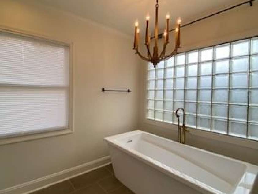 640 Edgewood Drive, Wilkesboro, NC 28697.  MLS# CAR4369300, YatesRealty ID 12494. 