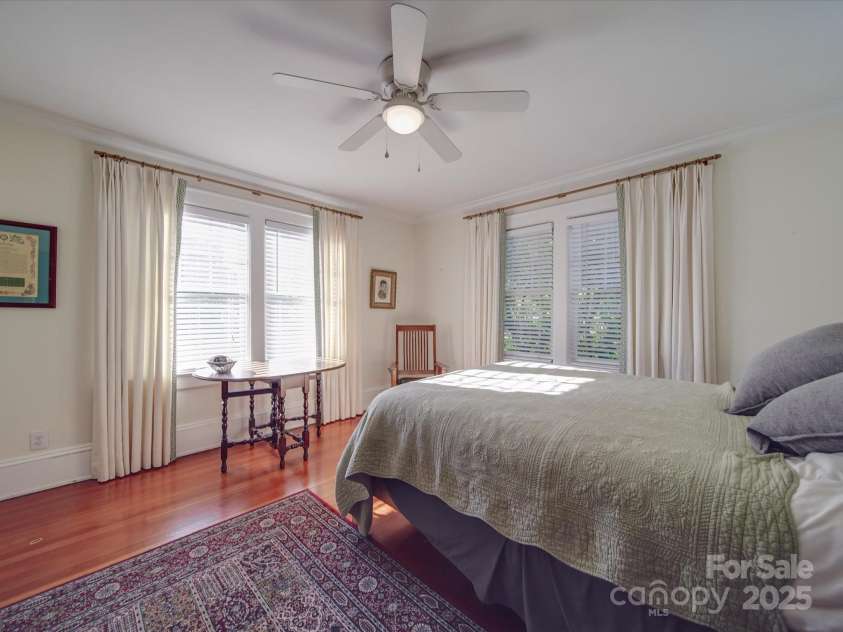 907 Edgewood Circle, Gastonia, NC 28052.  MLS# CAR4255642, YatesRealty ID 12494. Bedroom