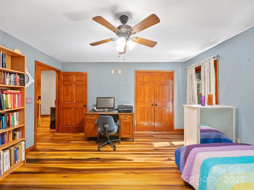 307 Laf A Lot Lane, Burnsville, NC 28714.  MLS# CAR4247581, YatesRealty ID 12497. 