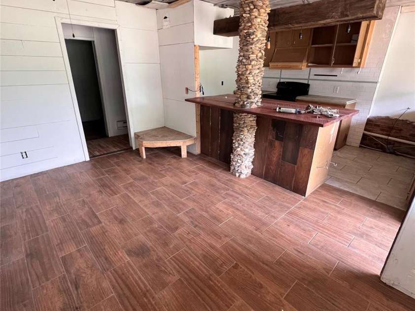 1801 Valway Road, Lenoir, NC 28645.  MLS# CAR4178284, YatesRealty ID 1250. 