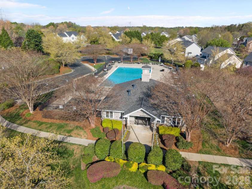 14307 O Casey Lane, Charlotte, NC 28213.  MLS# CAR4355673, YatesRealty ID 12501. 