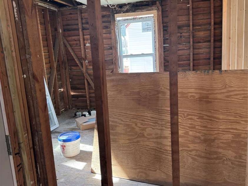 328 Whitner Street, Rock Hill, SC 29730.  MLS# CAR4213077, YatesRealty ID 12501. 