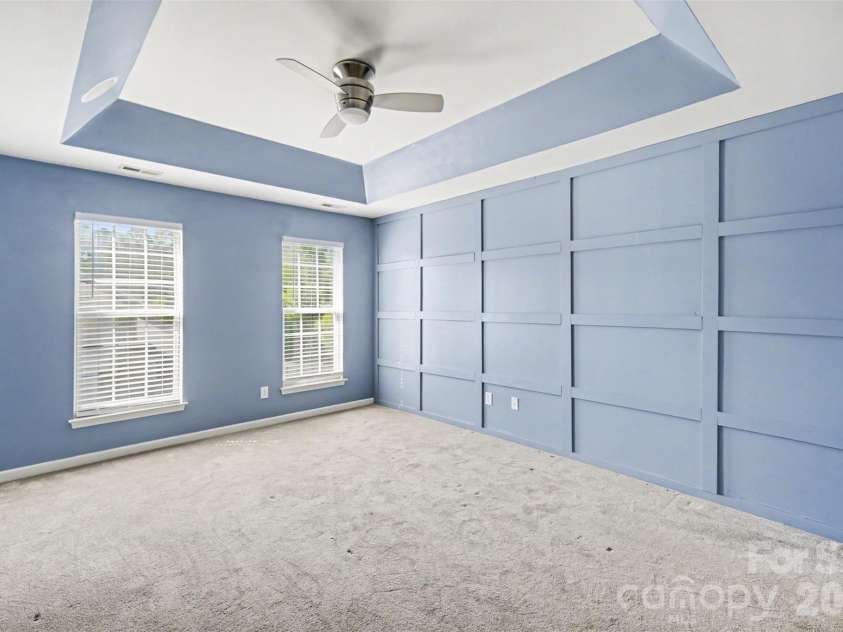 11647 Northwoods Forest Drive, Charlotte, NC 28214.  MLS# CAR4370373, YatesRealty ID 12502. 