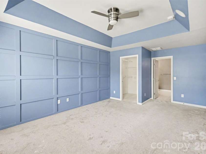11647 Northwoods Forest Drive, Charlotte, NC 28214.  MLS# CAR4370373, YatesRealty ID 12502. 