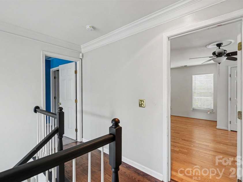 11647 Northwoods Forest Drive, Charlotte, NC 28214.  MLS# CAR4370373, YatesRealty ID 12502. 
