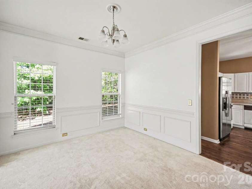 11647 Northwoods Forest Drive, Charlotte, NC 28214.  MLS# CAR4370373, YatesRealty ID 12502. Formal Dining Room