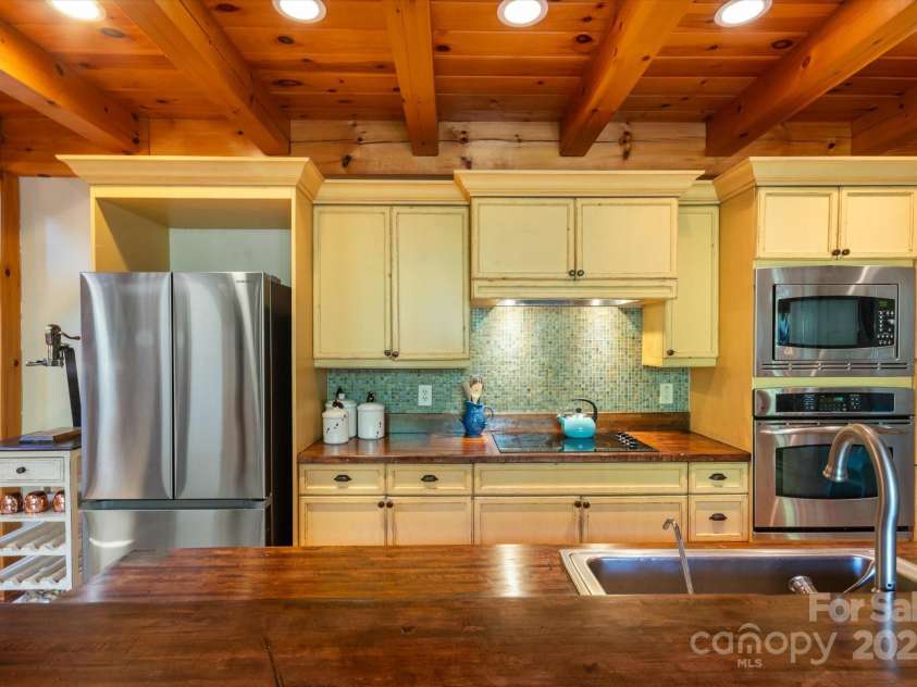 54 Cottage Grove Drive, Nebo, NC 28761.  MLS# CAR4246913, YatesRealty ID 12504. 