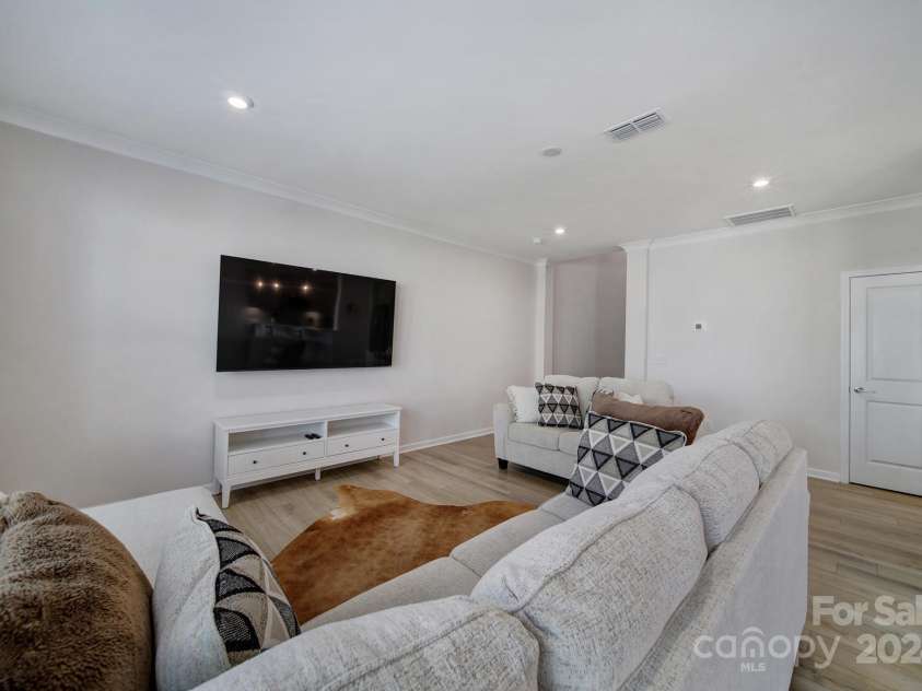 1816 Teachers House Road, Concord, NC 28027.  MLS# CAR4180644, YatesRealty ID 12507. 