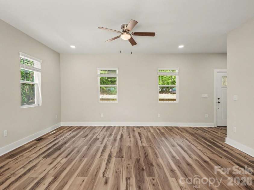 2728 Crawford Avenue, Gastonia, NC 28052.  MLS# CAR4370969, YatesRealty ID 12507. 