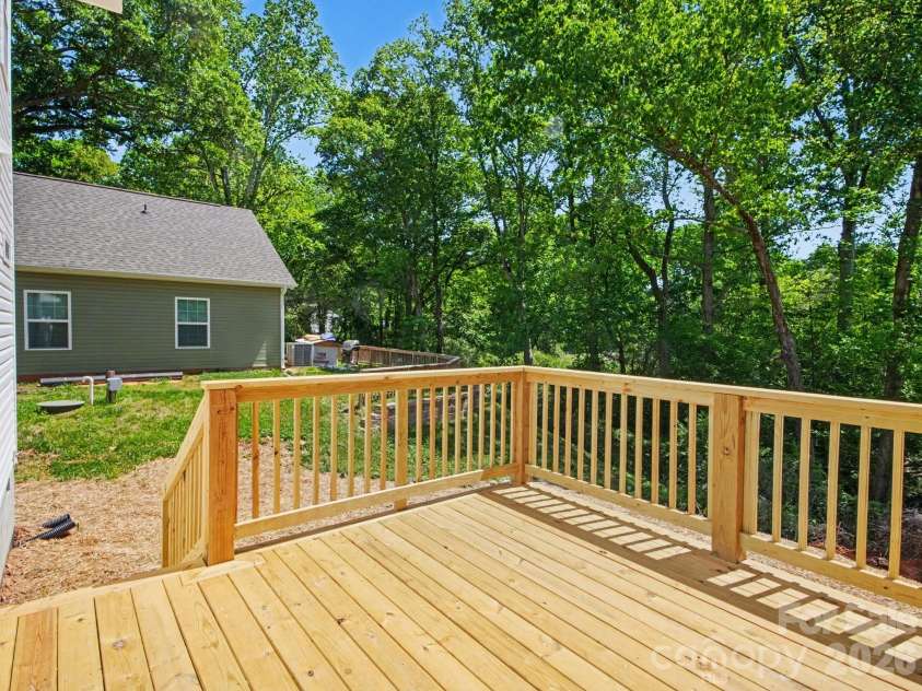 2728 Crawford Avenue, Gastonia, NC 28052.  MLS# CAR4370969, YatesRealty ID 12507. 