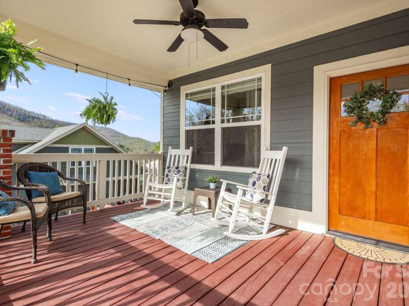 20 Byrdcliffe Lane, Asheville, NC 28805.  MLS# CAR4370991, YatesRealty ID 12508. 
