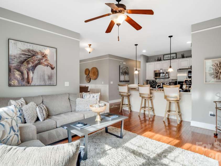 20 Byrdcliffe Lane, Asheville, NC 28805.  MLS# CAR4370991, YatesRealty ID 12508. 