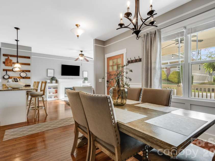 20 Byrdcliffe Lane, Asheville, NC 28805.  MLS# CAR4370991, YatesRealty ID 12508. 