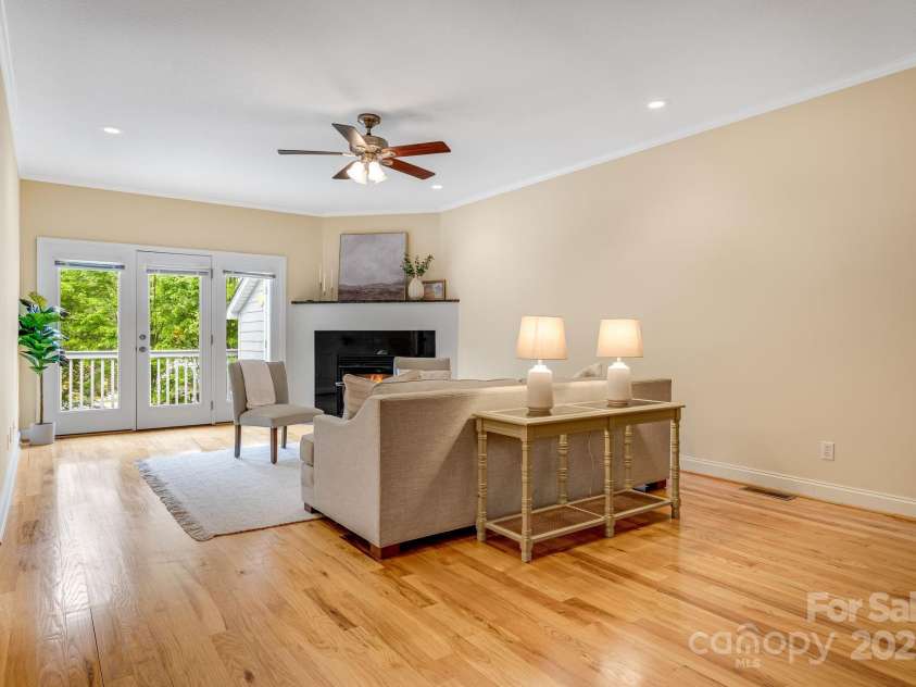 20 Holiday Drive, Arden, NC 28704.  MLS# CAR4186032, YatesRealty ID 12508. Living Area