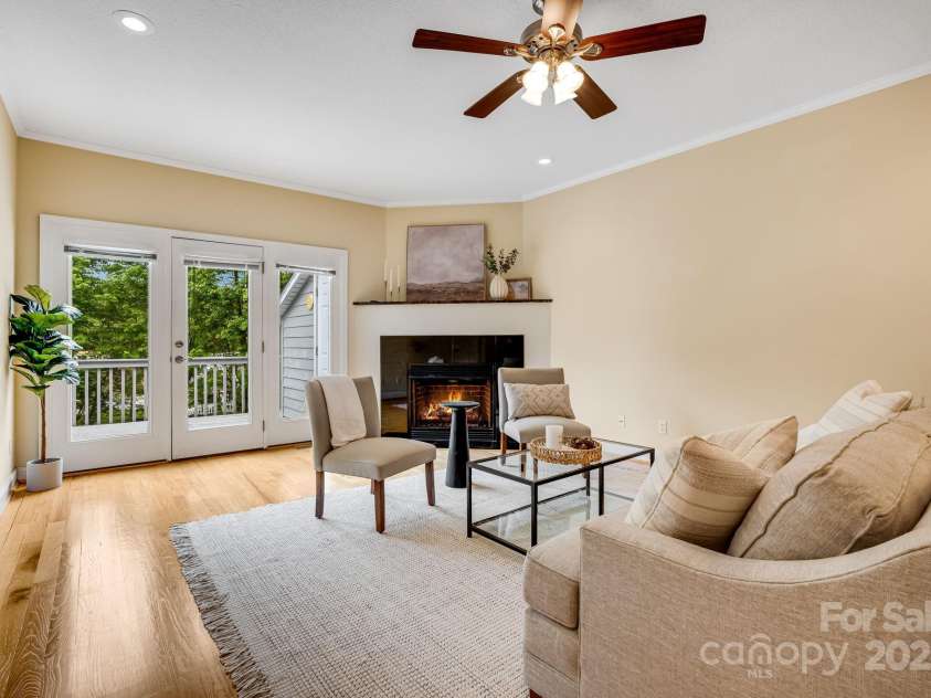 20 Holiday Drive, Arden, NC 28704.  MLS# CAR4186032, YatesRealty ID 12508. Living Area