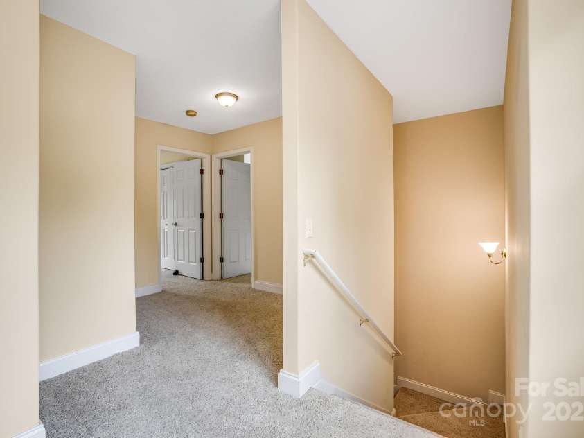 20 Holiday Drive, Arden, NC 28704.  MLS# CAR4186032, YatesRealty ID 12508. Upstairs Hall